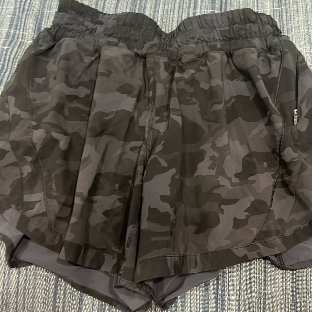 lululemon camo shorts